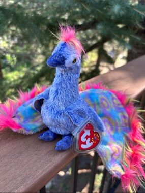 Ty Beanie Baby “Flashy” Peacock with Multi-Color Patterned Wings